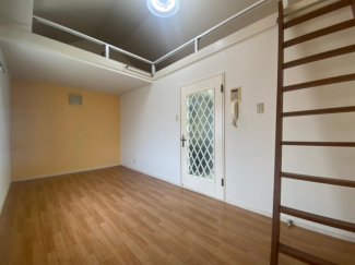 【居間・リビング】