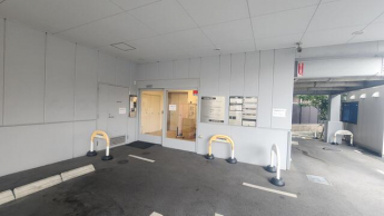 入口（オートロック）