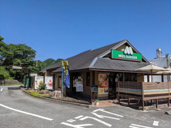 モスバーガー西脇店まで558m