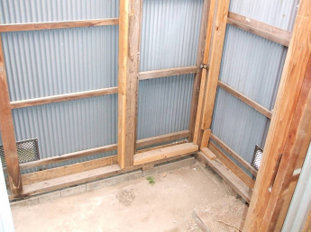 土間では洗濯物を干したり活用できます。