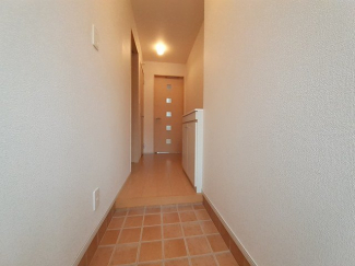 毎日通る玄関はこちらです