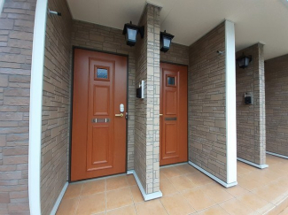 毎日通るエントランスはこのようになっています