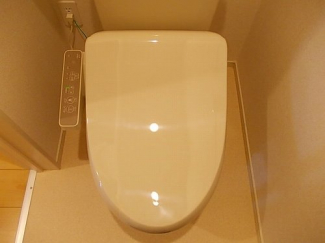 ゆったりとした空間のトイレです