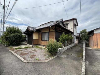 前面から見た物件です。　【解体してお渡しします！】