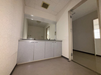 【独立洗面台】