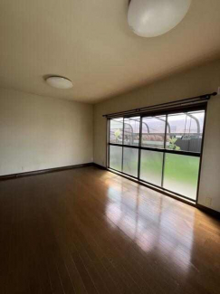 市坪南三丁目中古住宅の画像
