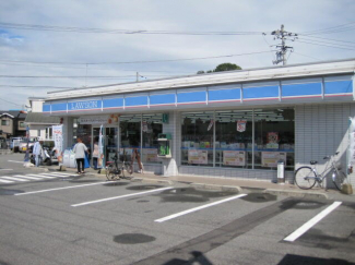 ローソン東長戸店まで640m