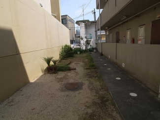 自転車、小型バイク（１２５ｃｃ迄）置場