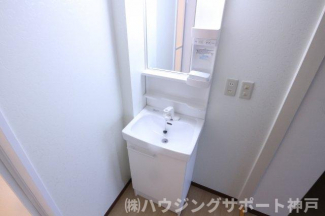【洗面所】