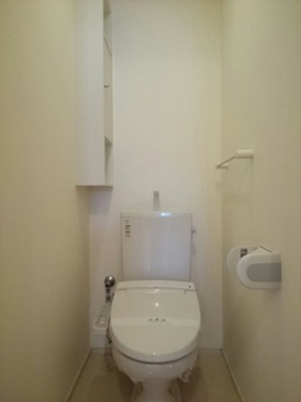 清潔感のあるトイレです