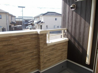 【バルコニー】