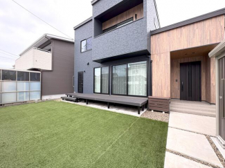 下島山築浅中古住宅の画像