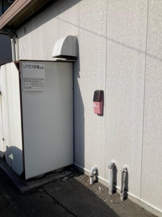 松山市別府町の店舗一戸建ての画像