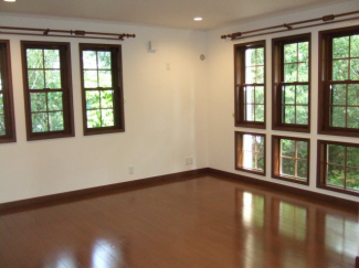 【居間・リビング】