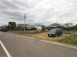 外観を南西側より撮影