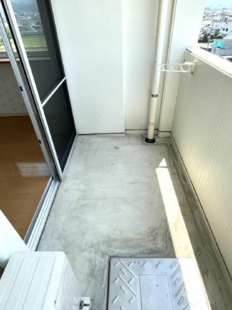 【バルコニー】