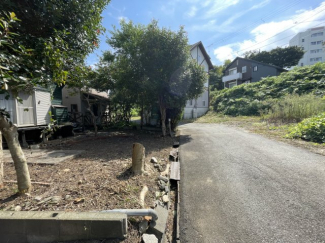 【前面道路含む現地写真】