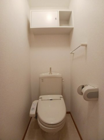 シンプルで使いやすいトイレです