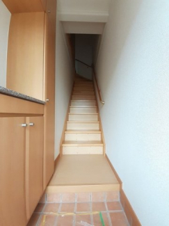 明るい玄関です