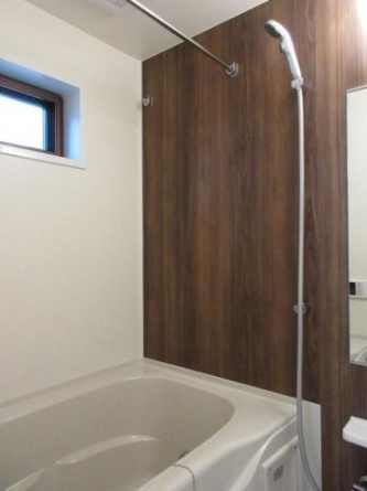 コンパクトで使いやすいお風呂です