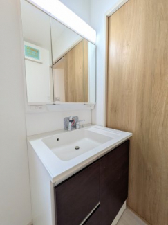 【独立洗面台】