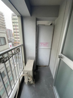 【バルコニー】