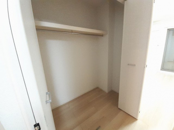 たっぷりとした収納スペースです