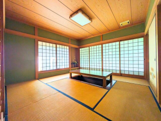 松山市吉藤５丁目の中古一戸建ての画像