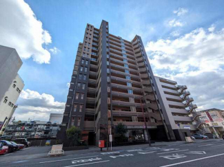 松山市駅徒歩４分、高島屋徒歩７分、コンビニ徒歩４分の便利な立