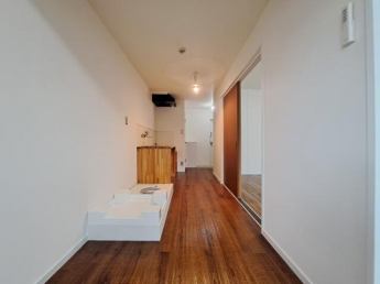 内観写真は１ＬＤＫ（リフォーム済）のお部屋です。