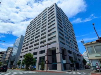 いよてつ髙島屋徒歩５分、コンビニ徒歩２分、松山市駅徒歩６分の