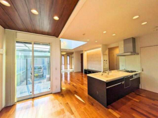 松山市朝生田町３丁目の中古一戸建ての画像