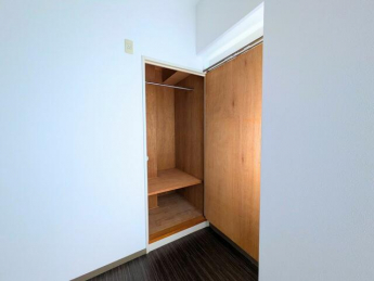 サンパレス南松山の画像