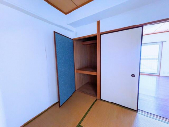 サンパレス南松山の画像