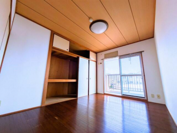 サンパレス南松山の画像