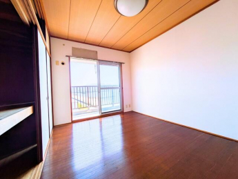 サンパレス南松山の画像