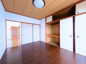 サンパレス南松山の画像