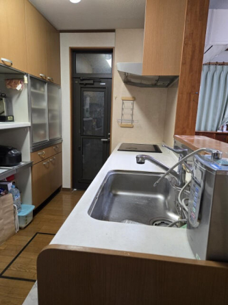 勝山町１丁目店舗付き住宅の画像