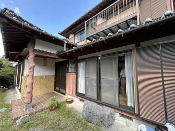 西予市宇和町下松葉の中古一戸建ての画像