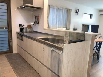 松山市居相６丁目の中古一戸建ての画像