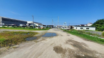 伊予郡松前町大字北川原の駐車場の画像