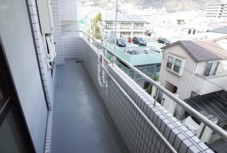 【バルコニー】