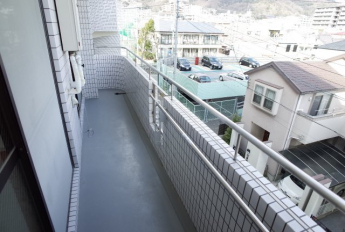 【バルコニー】