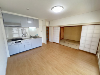 【居間・リビング】