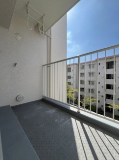 【バルコニー】