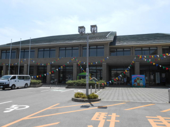 東近江市あかね文化ホールまで1523m