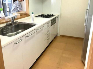 松山市山越２丁目の中古マンションの画像