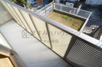 【バルコニー】