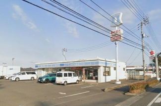 ローソン松山平田店まで553m