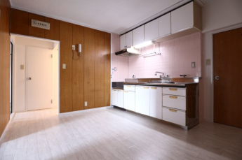 【居間・リビング】